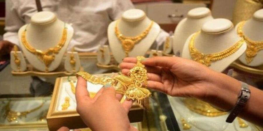 عيار 21 الآن بيعًا وشراءً.. مفاجأة جديدة في سعر الذهب اليوم الجمعة 18 يوليو 2025 - بلس 48