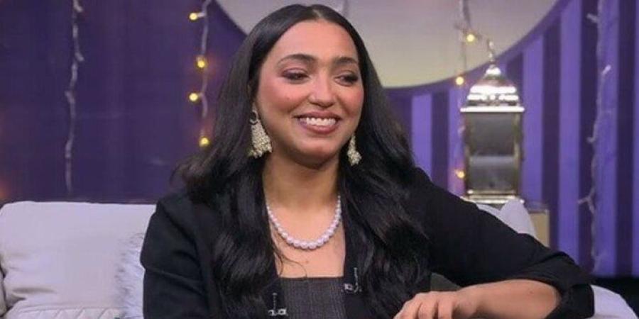 نغم صالح: «كنت بغني فلكلور شعبي ومسيرتي كانت صعبة».. فيديو - بلس 48