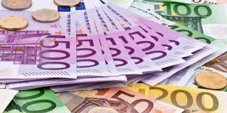 تراجع سعر صرف اليورو فى البنوك المصرية منتصف تعاملات اليوم - بلس 48