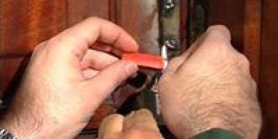 ضبط مراكز طبية علاجية بدون ترخيص وانتحال صفة طبيب بشري بمحافظة الفيوم - بلس 48