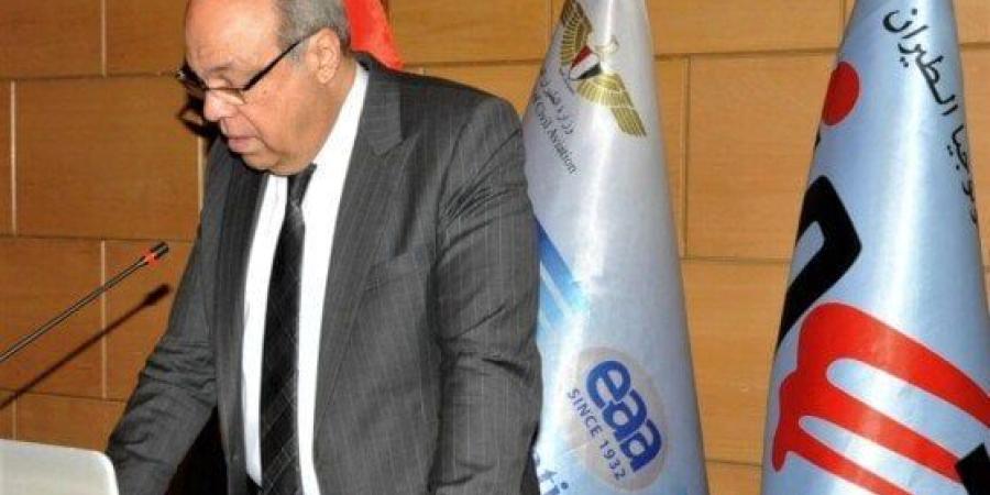 «وزير الطيران» المدني يشهد حفل تخرج دفعة جديدة من طلاب معهد هندسة وتكنولوجيا الطيران - بلس 48