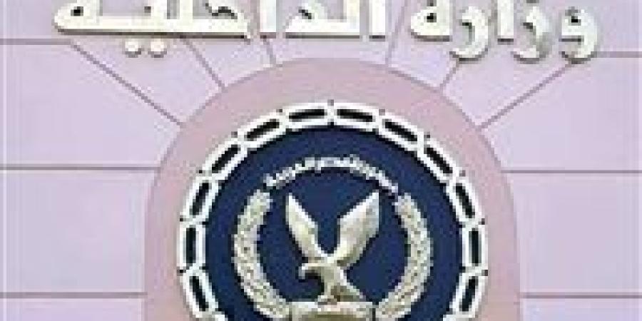 الداخلية تكشف ملابسات فيديو سيارة "فان" تسير عكس الاتجاه بمدينة نصر - بلس 48