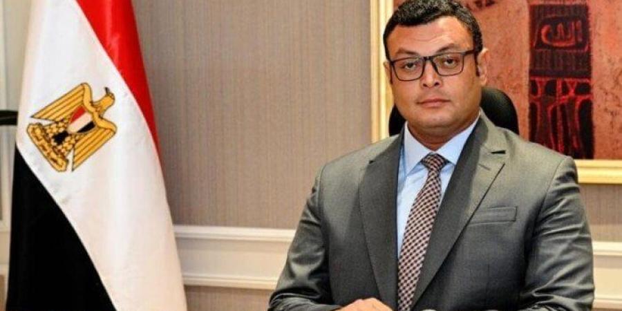 وزير الإسكان يتابع تطوير ورفع كفاءة المناطق الصناعية بالعاشر من رمضان - بلس 48