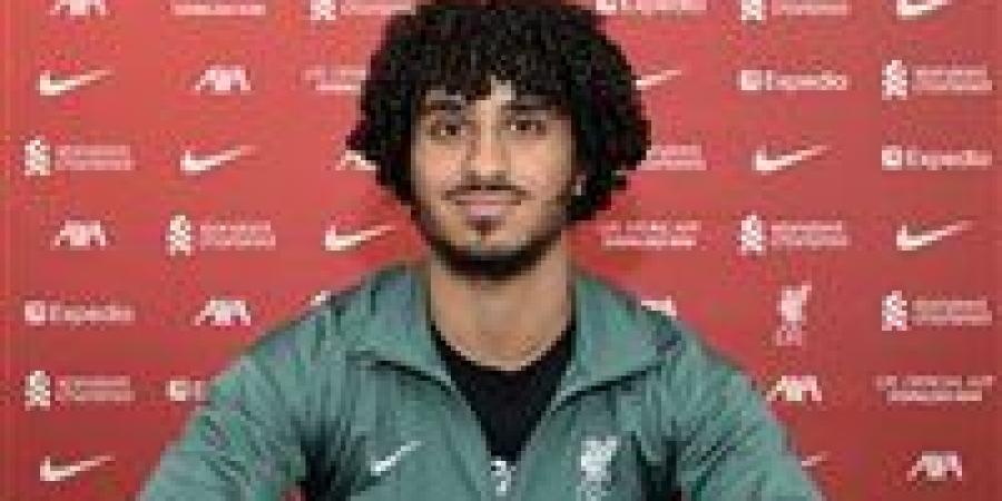 هل يسير كريم أحمد على خطى محمد صلاح؟ ليفربول يحسم مستقبل اللاعب الشاب - بلس 48