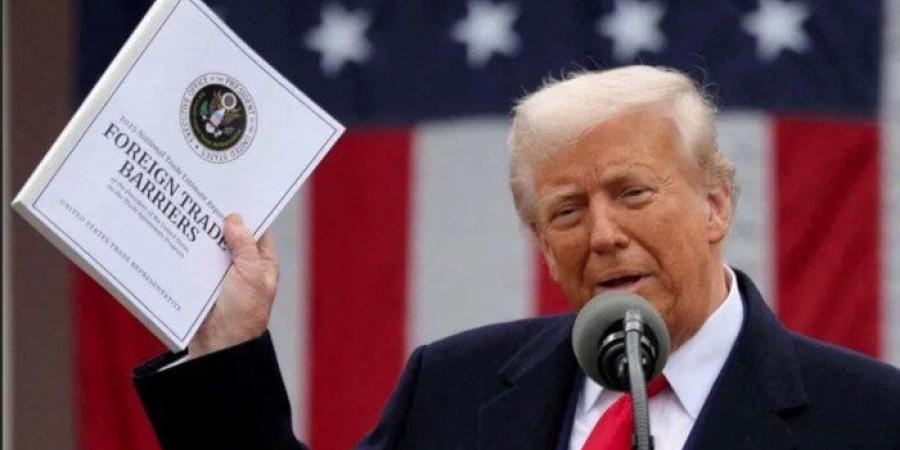 التعريفات الجمركية.. قرارات ترامب تواصل إشعال التوترات التجارية «تفاصيل» - بلس 48