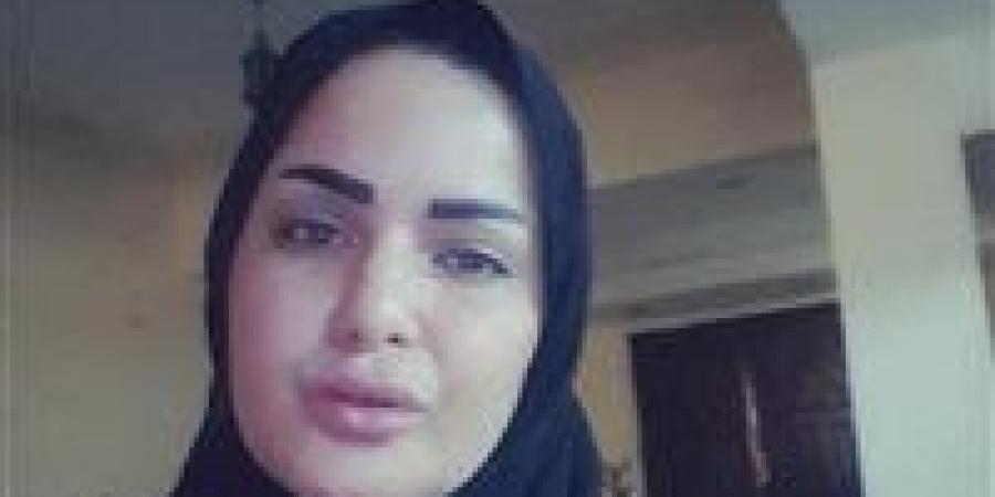 وشم الأهلي والسجن والحجاب.. فصول متناقضة في حياة سامية حداقة الشهيرة بـ"سما المصري" - بلس 48