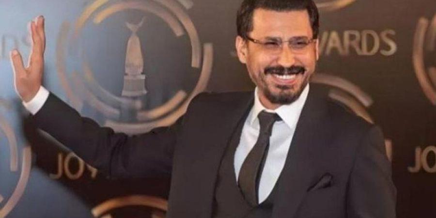 فيلم «الشيطان شاطر» يُعيد أحمد عيد للسينما بعد غياب سنوات.. ما قصته؟ - بلس 48