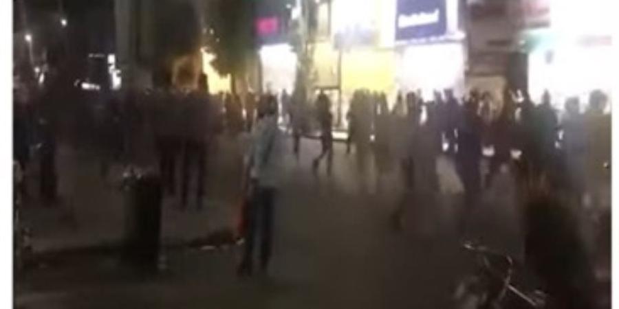 الداخلية: فيديوهات تجمعات المواطنين بإحدى المحافظات قديمة ومعاد تدويرها لإثارة البلبلة (فيديو وصور) - بلس 48