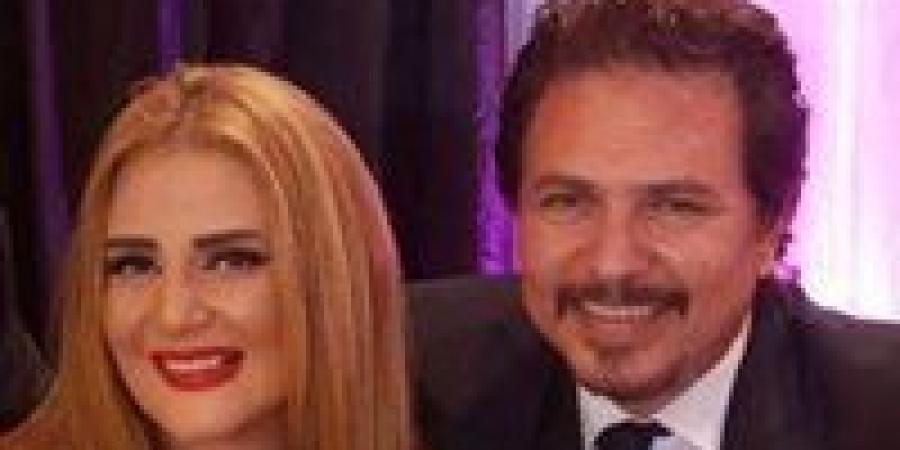 تكريم المهرجان القومي للمسرح ليا مجاملة بايخة.. كيف رد محمد رياض وزوجته على تصريحات محيي اسماعيل - بلس 48