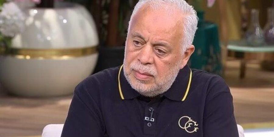 ما موقف نقابة المهن التمثيلية من التحاق غير الأكاديميين؟.. أشرف زكي يُجيب (فيديو) - بلس 48