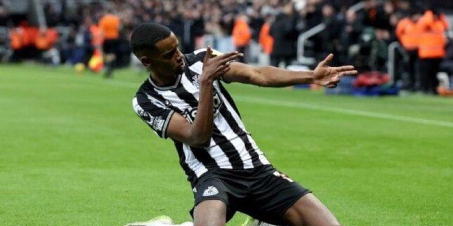 نيوكاسل يرفض عرضًا ضخمًا من ليفربول لضم إيزاك - بلس 48