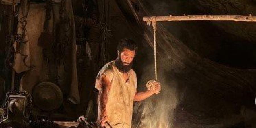 «يولد الحب حيث يتم كسر السلاسل».. محمد رمضان يروج لـ فيلم أسد - بلس 48