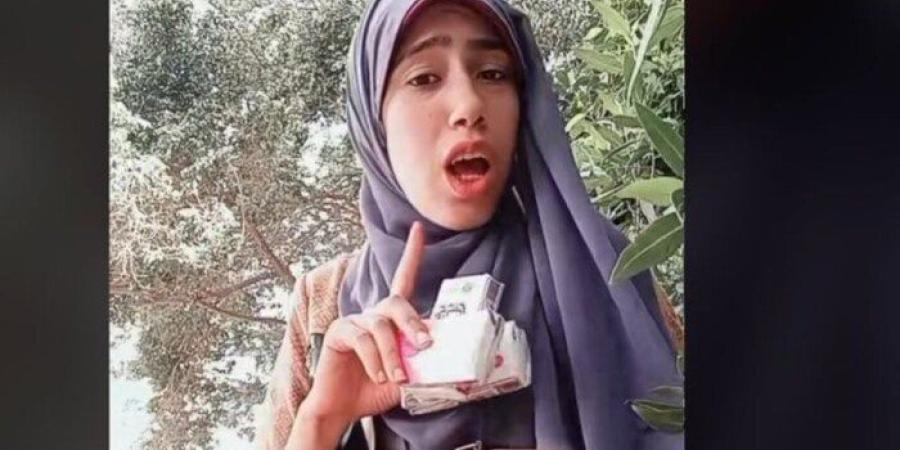 بتهمة خدش الحياء العام.. القبض على البلوجر علياء قمرون - بلس 48
