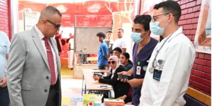 محافظ جنوب سيناء يتفقد لجان التصويت بشرم الشيخ - بلس 48
