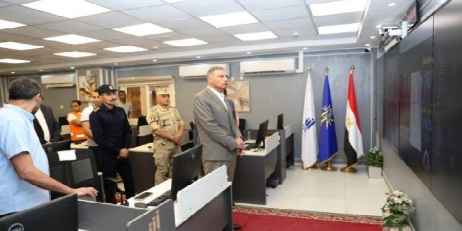 محافظ أسوان يُتابع سير العملية الانتخابية ورئيس الجامعة يدلي بصوته - بلس 48