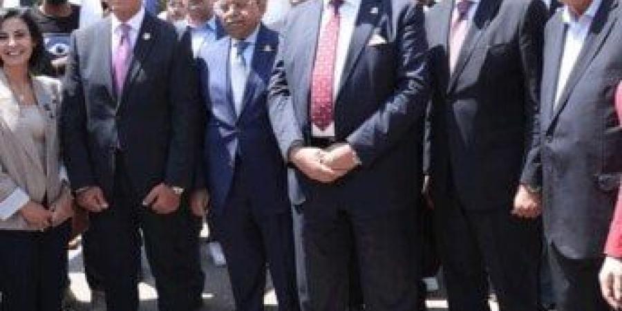 قيادات «الجبهة الوطنية» في جولة تفقدية لمتابعة سير انتخابات الشيوخ بالقاهرة - بلس 48