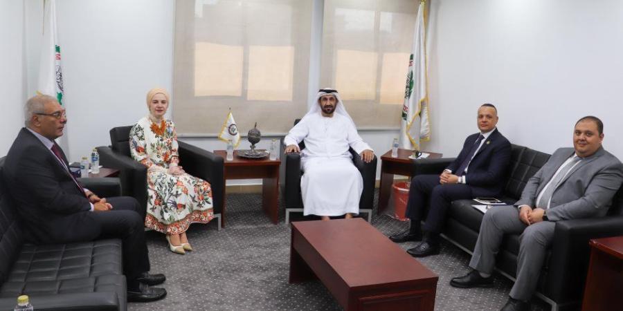 رئيس البرلمان العربي يلتقي مساعدة وزير الخارجية للشؤون البرلمانية والمندوب الدائم لمصر لدي الجامعة العربية - بلس 48