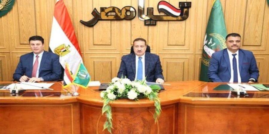 محافظ المنوفية يتابع تسليم مشروعات «حياة كريمة» في أشمون والشهداء - بلس 48