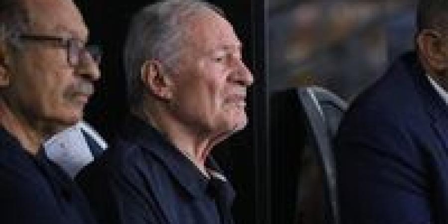 رئيس الاتحاد الدولي يحضر مباراة مصر والبحرين بمونديال ناشئين اليد - بلس 48