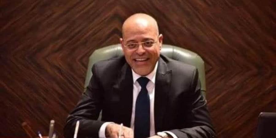 وزير العمل يزف بشرى سارة للعمال بشأن القانون الجديد - بلس 48