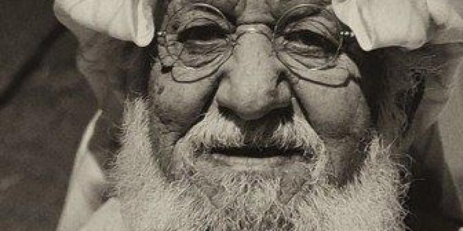 وزارة الإعلام الكويتية تنعى الفنان القدير محمد المنيع - بلس 48