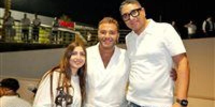 إسلام لطفي يكشف كواليس نجاح حفل رامي صبري في بورتو المنيا - بلس 48