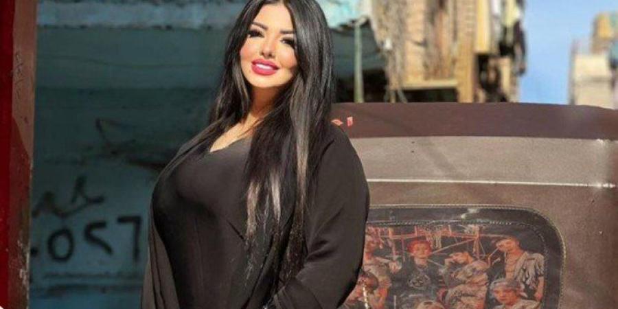 القبض على البلوجر هبة طارق بتهمة خدش الحياء العام - بلس 48