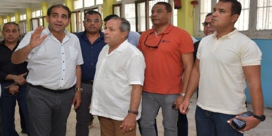 محافظ بورسعيد ورئيس الجامعة يتفقدان جاهزية المدن الجامعية - بلس 48