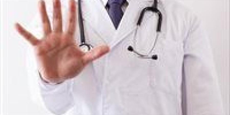 ماذا لو أخطأت في حق المريض؟.. قانون المسؤولية الطبية يضع عقوبات رادعة - بلس 48