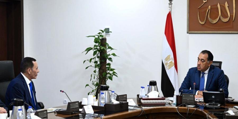 رئيس الوزراء يتابع موقف مشروعات ونشاط شركة "تنمية الريف المصري الجديد" - بلس 48