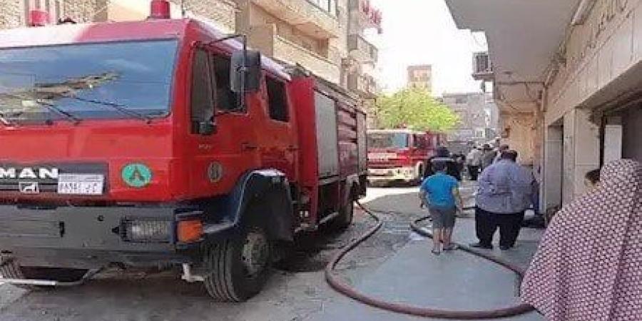 اندلاع حريق في مبنى بحي شرق شبرا الخيمة والحماية المدنية تسيطر - بلس 48