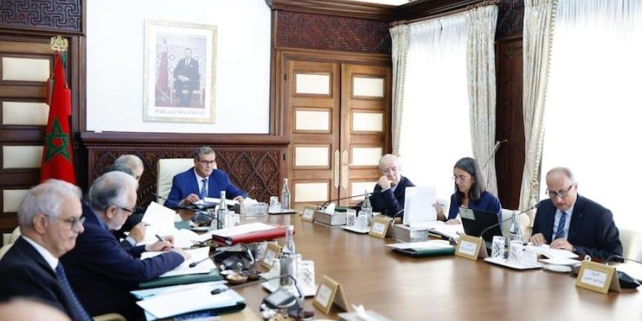 أخنوش
      يعلن
      التجاوب
      مع
      مطالب
      الاحتجاجات
      ويأسف
      لتسجيل
      3
      وفيات - بلس 48