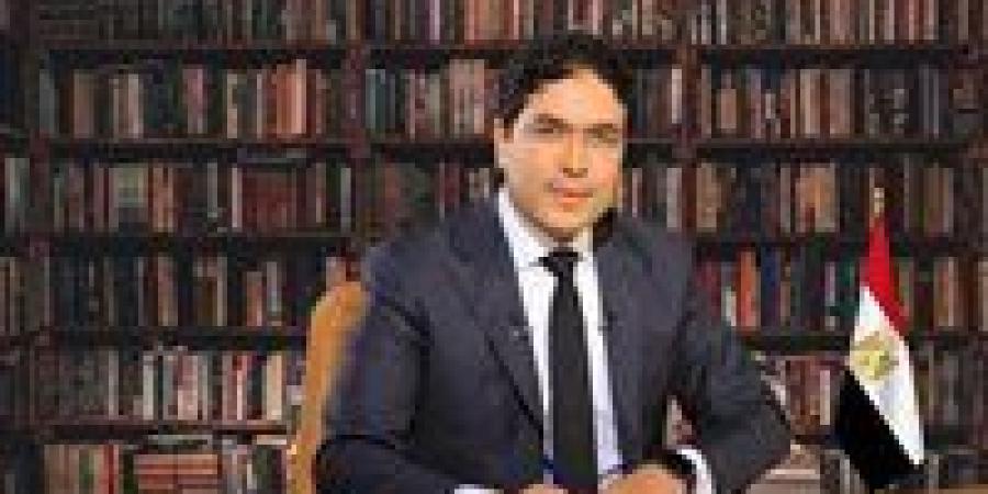 ضياء
      الدين
      داود
      يتقدم
      بأوراق
      ترشحه
      لانتخابات
      مجلس
      النواب
      عن
      دائرة
      دمياط
      الأولى
      رمز
      «الأسد» - بلس 48