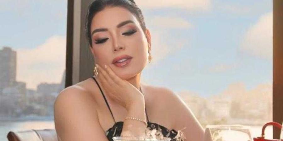 عبير
      صبري
      تتصدر
      التريند
      بعد
      نشر
      صور
      جديدة
      عقب
      انفصالها - بلس 48