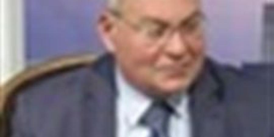 علم..
      شرف..
      واجب - بلس 48