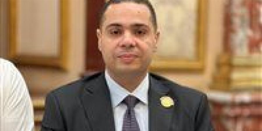 النائب
      عادل
      عتمان:
      قمة
      شرم
      الشيخ
      رسالة
      مصر
      للعالم
      بأن
      كفى
      حربًا
      ومرحبًا
      بالسلام - بلس 48