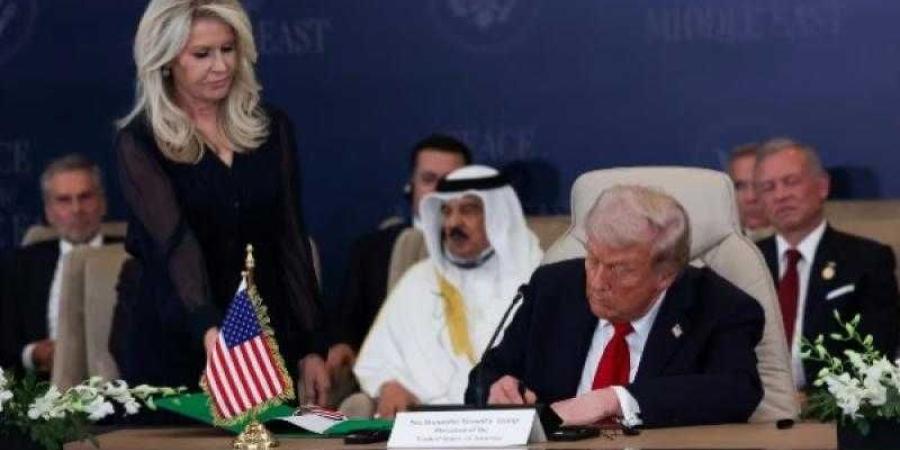 عاجل..
      نص
      اتفاق
      غزة
      الذي
      وقع
      عليه
      ترامب
      وقادة
      العالم
      في
      شرم
      الشيخ - بلس 48