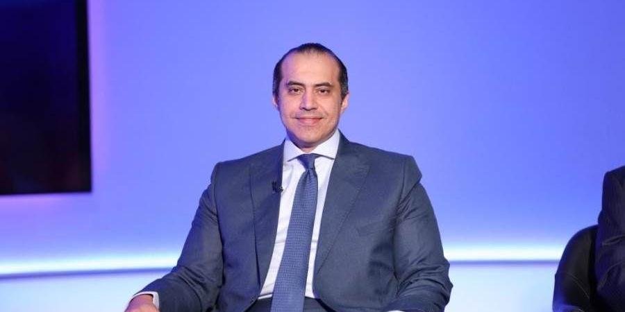 محمود فوزي يهنئ الرئيس السيسى: صممتم على السلام العادل وتحقق بفضل حكمتكم وقوة إرادتكم - بلس 48