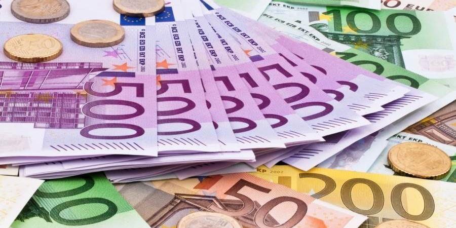 سعر
      اليلاورو
      اليوم
      الأربعاء
      15-10-2025
      في
      البنوك - بلس 48