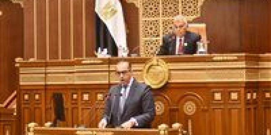 الوزير
      فوزي:
      التنوع
      والتعدد
      اللذان
      تشهدهما
      تركيبة
      مجلس
      الشيوخ
      يعززان
      طبيعة
      ما
      يتطلبه
      العمل
      البرلماني
      من
      خبرات
      مختلفة - بلس 48
