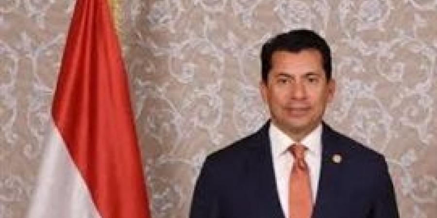 وزير
      الشباب
      والرياضة
      يهنئ
      نادي
      بيراميدز
      بتتويجه
      ببطولة
      كأس
      السوبر
      الإفريقي - بلس 48