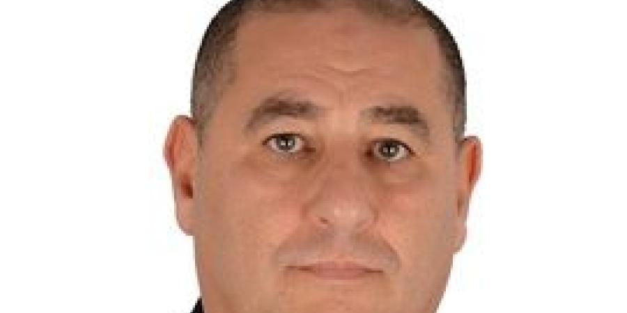 بعد
      أدائه
      اليمين
      عضو
      بمجلس
      الشيوخ..
      النائب
      حازم
      حمادة
      :
      سابذل
      كل
      الجهود
      المخلصة
      لخدمة
      الوطن
      والمواطن - بلس 48