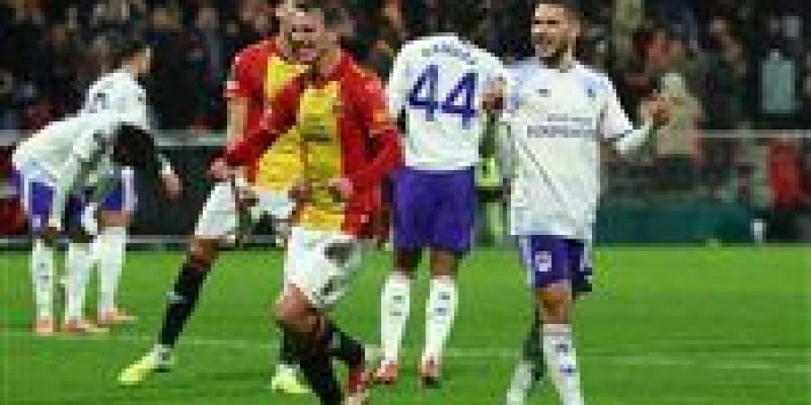 جو
      أهيد
      إيجيلز
      يهزم
      أستون
      فيلا
      وأولمبيك
      ليون
      وسبورتينج
      براجا
      يواصلان
      الانتصارات
      في
      الدوري
      الأوروبي - بلس 48