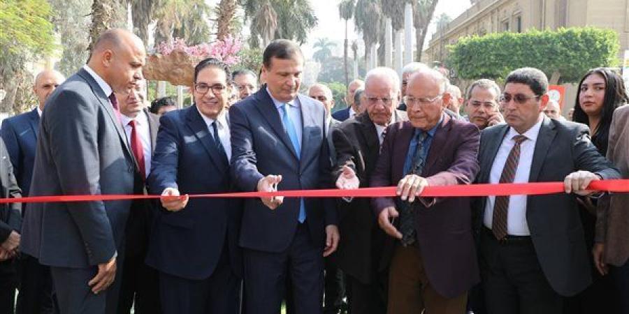 وزارة
      الزراعة:
      دعم
      كامل
      للمزارعين
    ... - بلس 48