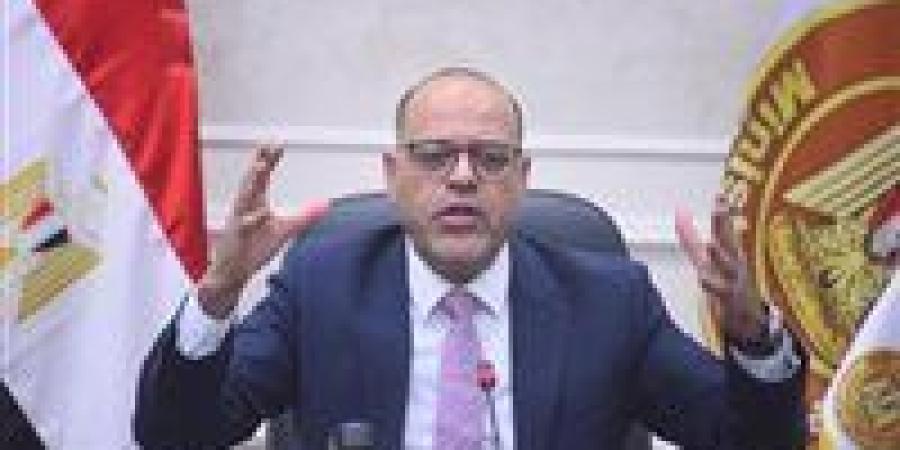 وزير
      العمل:
      السبت
      إجازة
      رسمية
      للقطاع
      الخاص
      بمناسبة
      افتتاح
      المتحف
      المصرى
      الكبير - بلس 48