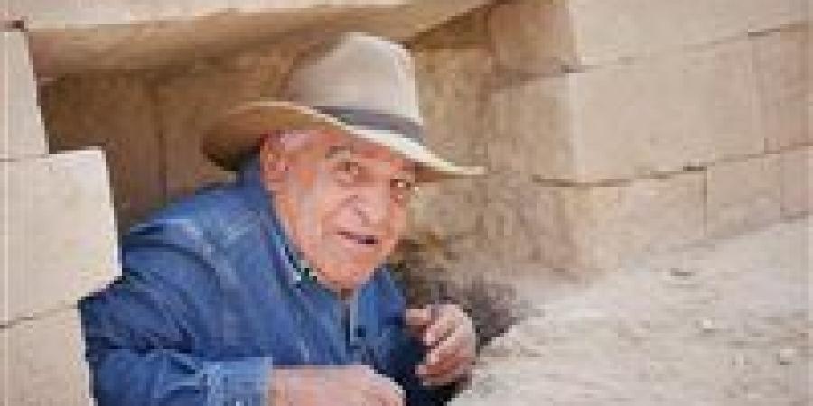العالم
      في
      ضيافة
      الفراعنة..
      حواس:
      60
      زعيمًا
      في
      افتتاح
      المتحف
      المصري
      الكبير - بلس 48