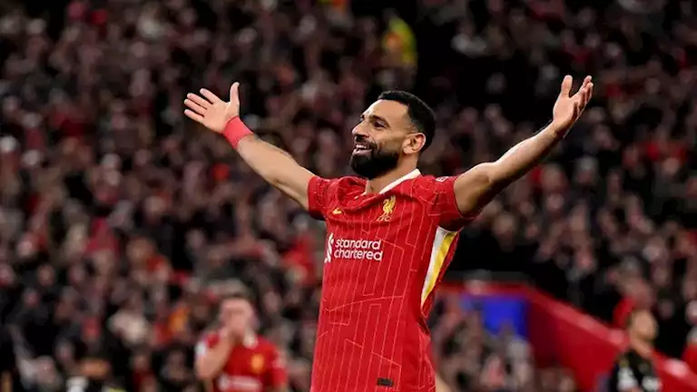 بينهم محمد صلاح.. كيف احتفل لاعبو الدوري الإنجليزي بالكريسماس؟ (فيديوهات)