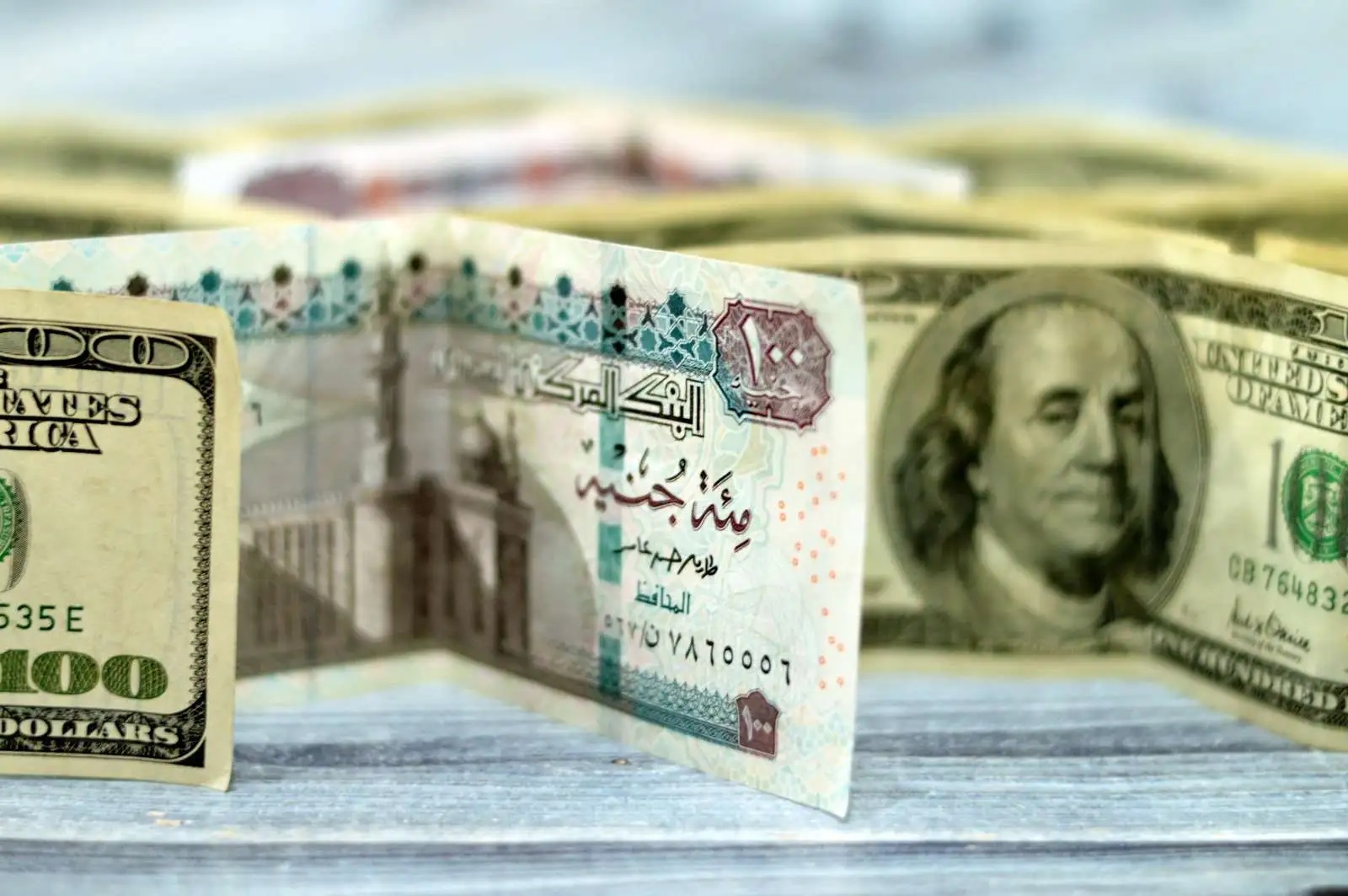 سعر الدولار اليوم مقابل الجنيه المصري شراء وبيع في البنوك المحلية