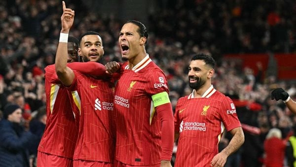 ليفربول يتفوق على مانشستر يونايتد تسويقيًا قبل قمة البريميرليج اليوم (إنفوجراف)