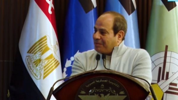 الرئيس السيسي لـ المصريين: الوطن فى أيديكم وبوعيكم وفطنتكم محفوظ إلى يوم الدين